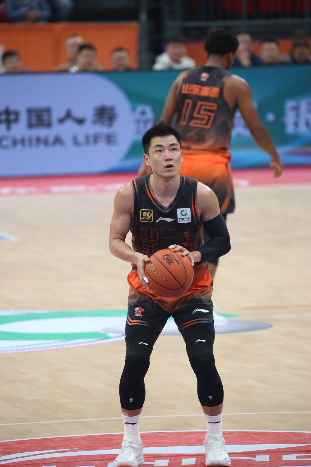 山东主场战胜辽宁，取得三连胜